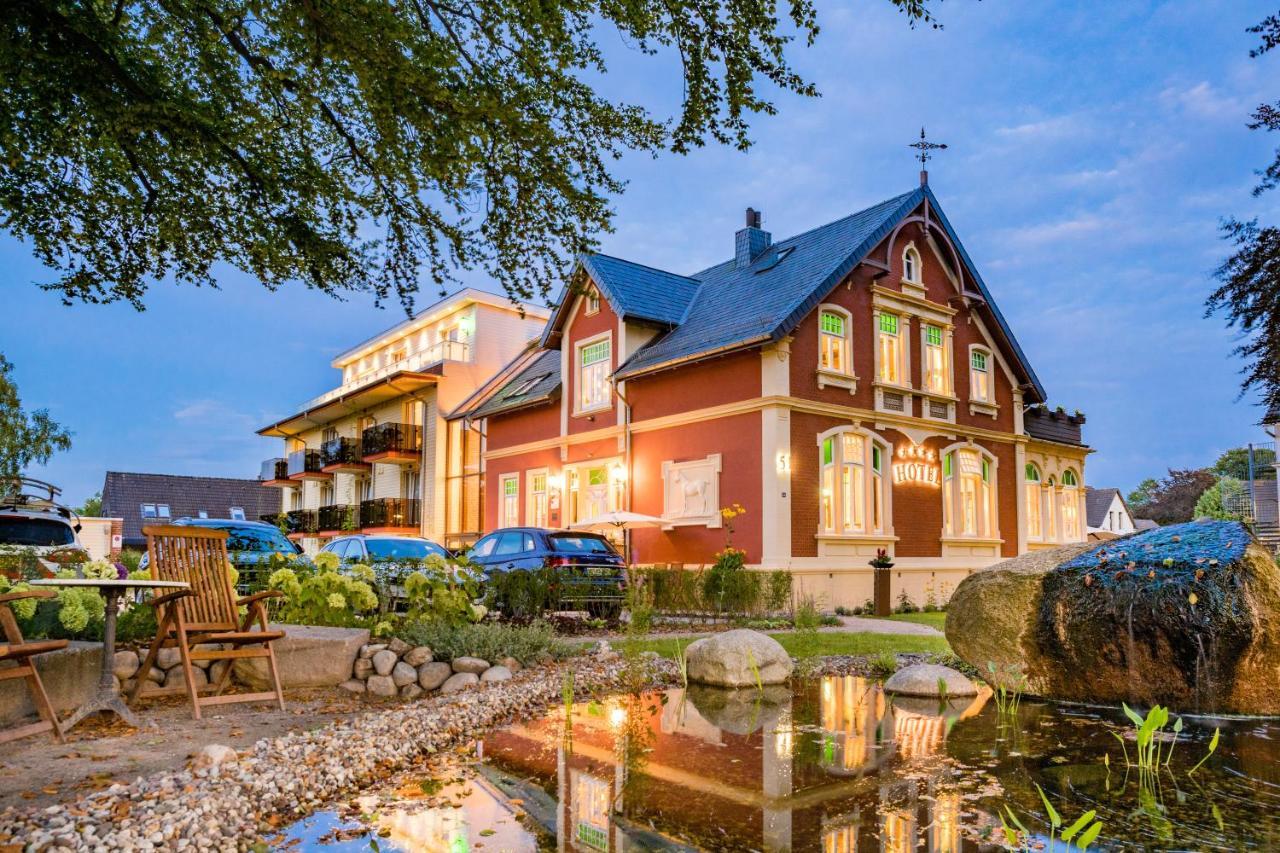 Parkhotel Jever Exterior photo